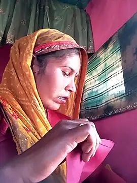 Snapshot of Rakhi_cut chatting on March 6, 2026, 9:06 am Rakhi cut online show from March 6, 2026, 9:06 am