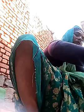 Snapshot of Rakhi_cut chatting on April 6, 2026, 1:47 am Rakhi cut online show from April 6, 2026, 1:47 am