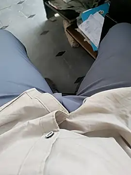 hydhunk26 online show from March 16, 2026, 4:51 am