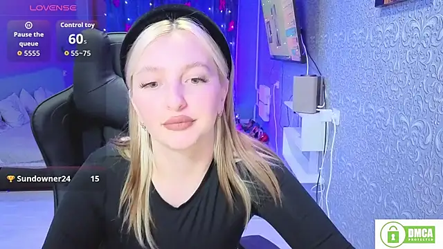 Snapshot of Eva_Vibe_ chatting on January 18, 2026, 6:23 pm Eva Vibe online show from January 18, 2026, 6:23 pm