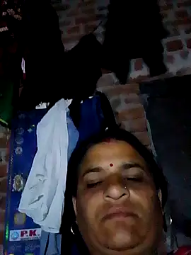 CUTE Ishpa online show from February 4, 2026, 7:42 pm