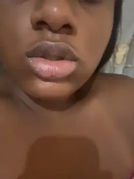 Snapshot of amorasecy chatting on January 9, 2026, 9:23 am amorasecy online show from January 9, 2026, 9:23 am