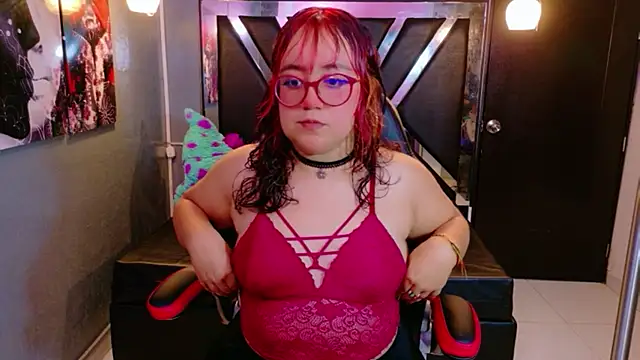 Nami Nerona online show from January 13, 2026, 2:22 pm