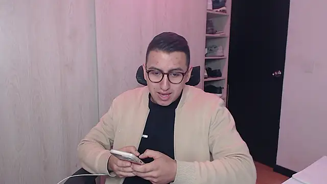 DanteVesper online show from March 21, 2026, 1:43 am