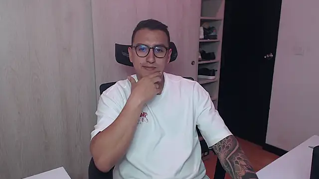 DanteVesper online show from April 23, 2026, 5:08 am