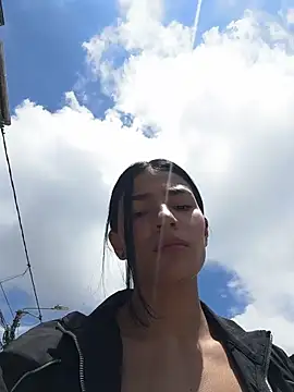 Ema Rose  online show from March 13, 2026, 4:35 pm