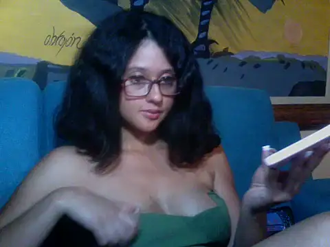 SweetDeya online show from March 22, 2026, 3:10 am