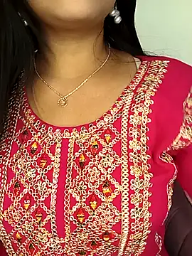 Deshi bhabhi143 online show from April 9, 2026, 6:30 am