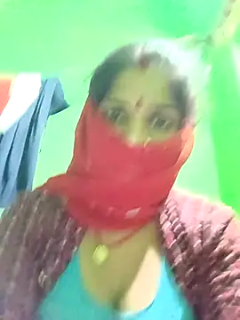 Snapshot of Kashish_Love143 chatting on April 14, 2026, 4:24 pm Kashish Love143 online show from April 14, 2026, 4:24 pm