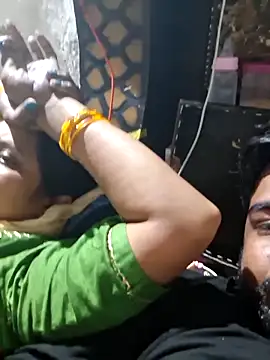 Radhacpl9528 online show from March 6, 2026, 11:50 am