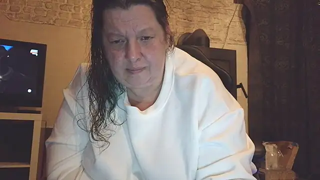 Snapshot of tigresse3 chatting on May 10, 2026, 12:49 am tigresse3 online show from May 10, 2026, 12:49 am