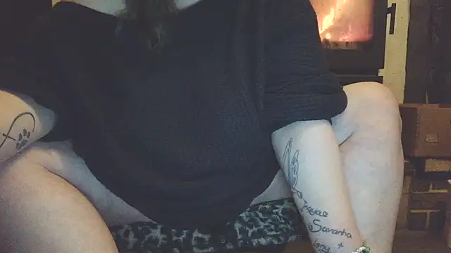 Snapshot of tigresse3 chatting on May 14, 2026, 9:32 pm tigresse3 online show from May 14, 2026, 9:32 pm