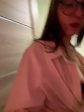 LuxBrunette  online show from March 16, 2026, 5:24 am