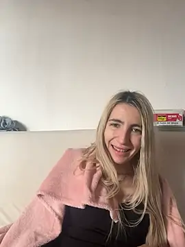 BarbieBlondieGirl online show from January 11, 2026, 11:26 am