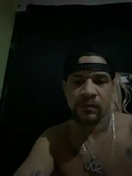 Snapshot of Dominicanobb chatting on February 1, 2026, 4:44 am Dominicanobb online show from February 1, 2026, 4:44 am