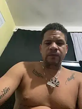 Snapshot of Dominicanobb chatting on February 28, 2026, 6:25 am Dominicanobb online show from February 28, 2026, 6:25 am