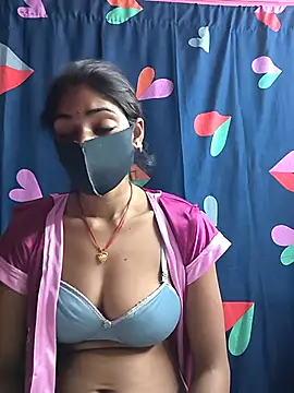 Snapshot of Naughty_Seema chatting on April 15, 2026, 7:32 pm Naughty Seema online show from April 15, 2026, 7:32 pm