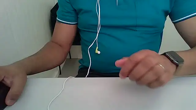 Moreno Casado Safado online show from May 27, 2026, 3:31 pm