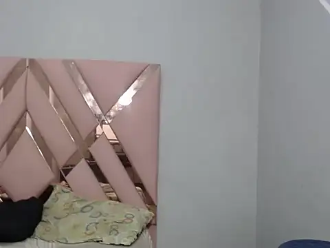 latina ts july online show from February 21, 2026, 7:53 am