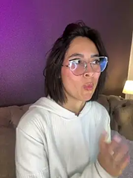 luna gv online show from February 2, 2026, 12:26 pm