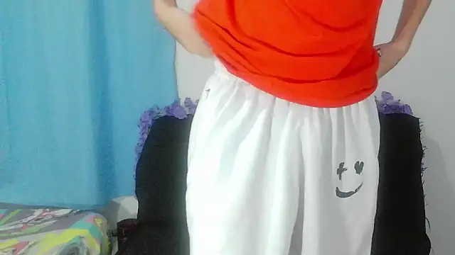 nico22love online show from February 1, 2026, 12:04 pm