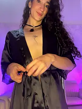 LunaDupont online show from January 17, 2026, 9:07 pm