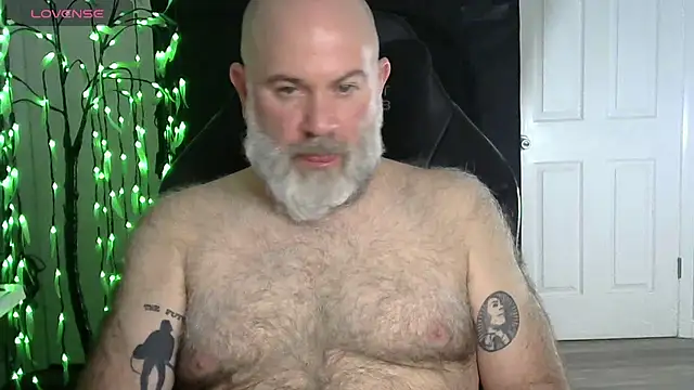 XJJ77x online show from February 26, 2026, 2:43 am