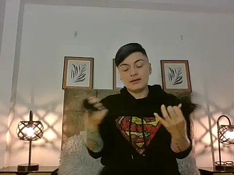 Snapshot of kat_paradise chatting on February 22, 2026, 11:53 am kat paradise online show from February 22, 2026, 11:53 am