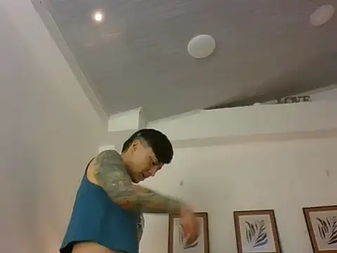 Snapshot of kat_paradise chatting on February 26, 2026, 11:31 am kat paradise online show from February 26, 2026, 11:31 am