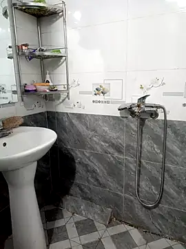 congchua977 online show from February 17, 2026, 11:44 pm