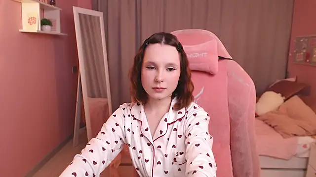 Haya Harareet online show from February 6, 2026, 1:10 am