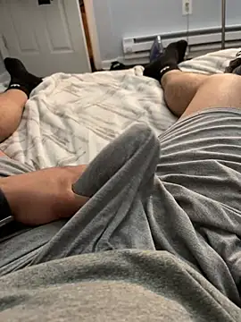 elpapigrande12 online show from March 4, 2026, 11:55 pm