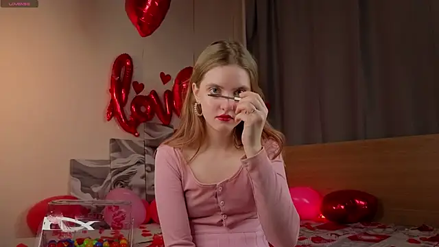 Snapshot of RennaHettes chatting on February 14, 2026, 1:02 am RennaHettes online show from February 14, 2026, 1:02 am