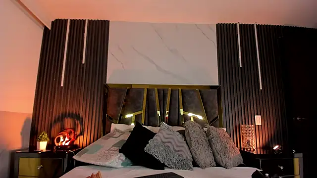 Chloe Connor online show from April 2, 2026, 3:37 am