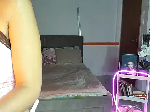 Andrea bricks06 online show from July 10, 2026, 1:54 am