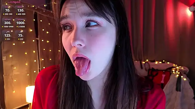 KiraYukimura online show from April 7, 2026, 1:28 am