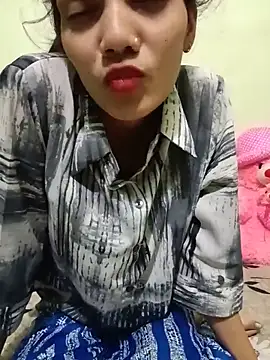 Snapshot of Honey_lily-93 chatting on June 10, 2026, 7:51 am Honey lily-93 online show from June 10, 2026, 7:51 am