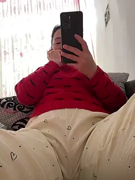 Faded pink online show from January 18, 2026, 6:28 am