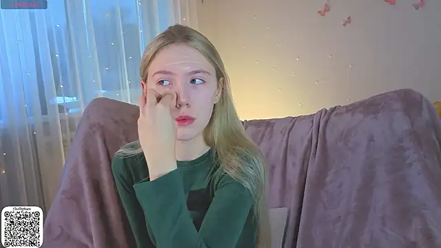 SirenThalassa online show from February 17, 2026, 7:05 am