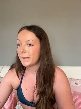 Nova-Vixen online show from June 3, 2026, 9:34 am