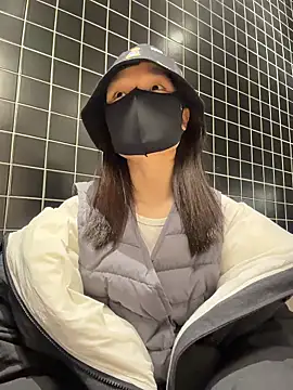 ZJbaby online show from March 8, 2026, 1:26 pm