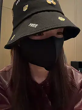 ZJbaby online show from April 4, 2026, 1:19 pm