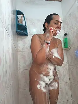 IsabelaAcosta online show from February 18, 2026, 2:13 pm