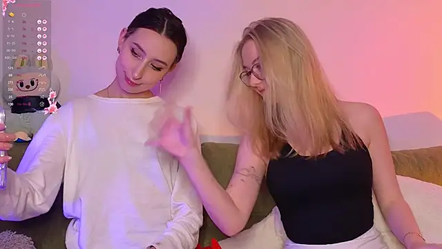 Snapshot of Mimipaws chatting on January 31, 2026, 7:34 pm Mimipaws online show from January 31, 2026, 7:34 pm