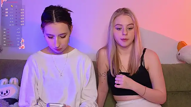 Snapshot of Mimipaws chatting on February 1, 2026, 8:18 pm Mimipaws online show from February 1, 2026, 8:18 pm