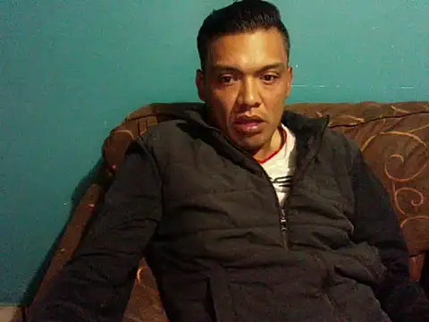 latinomoreno95 online show from February 28, 2026, 1:17 am