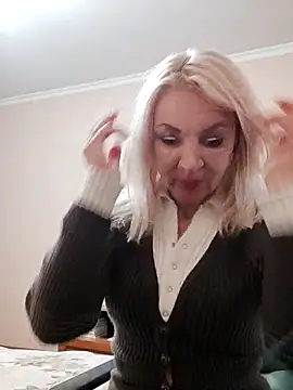 Snapshot of MiraStar984 chatting on February 5, 2026, 3:27 pm MiraStar984 online show from February 5, 2026, 3:27 pm