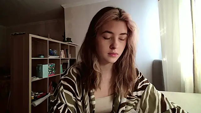 Dia DeAmas online show from February 10, 2026, 9:24 am