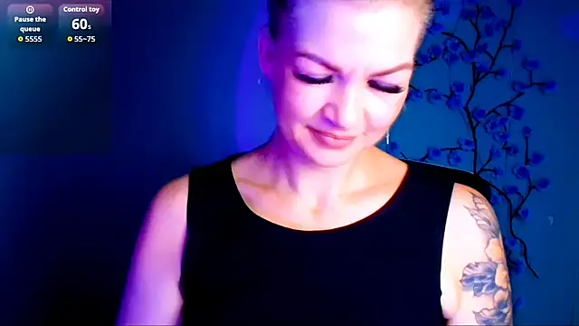 Snapshot of Madonna_Fire chatting on July 29, 2026, 11:52 am Madonna Fire online show from July 29, 2026, 11:52 am