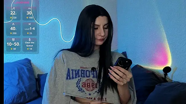 ValeryAlfie online show from April 10, 2026, 4:12 pm